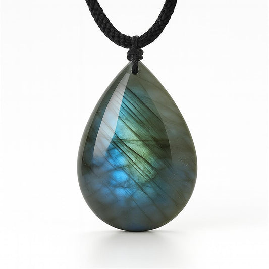 Labradorite Teardrop Pendant Necklace – Natural Crystal Protection Amulet for Intuition, Transformation & Inner Strength