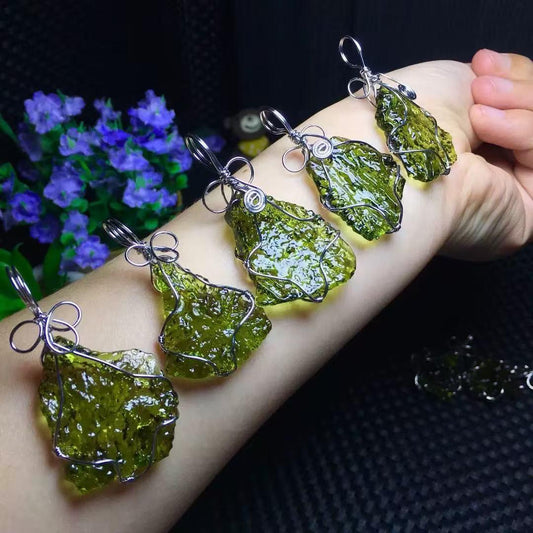 Natural Moldavite Pendant – Raw Czech Tektite Necklace for Transformation & Spiritual Growth
